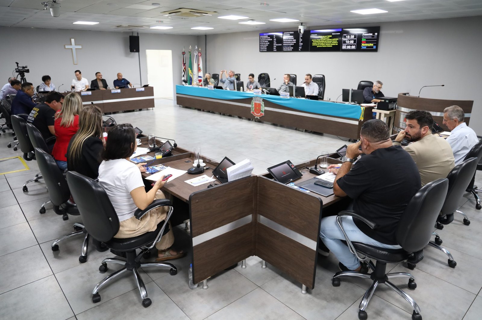 Vereadores aprovam 62 proposituras na sessão ordinária desta terça-feira (14)