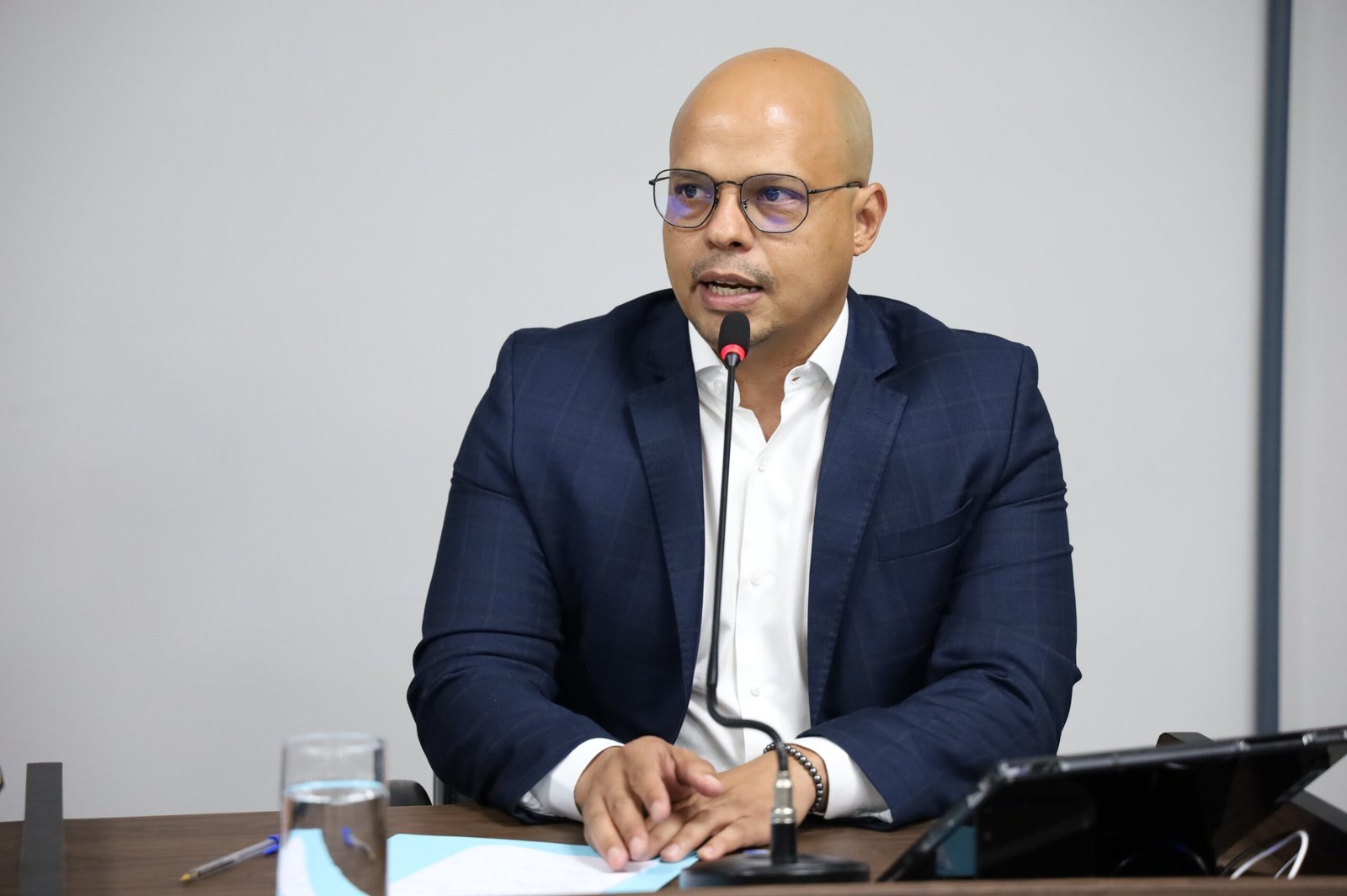 Renan de Angelo pede informações sobre vacinação contra HPV em Americana