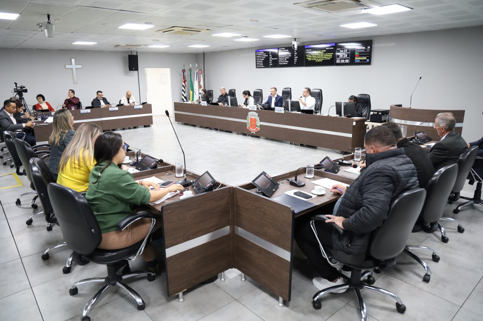 Vereadores aprovam 38 proposituras durante sessão ordinária desta terça-feira (23)