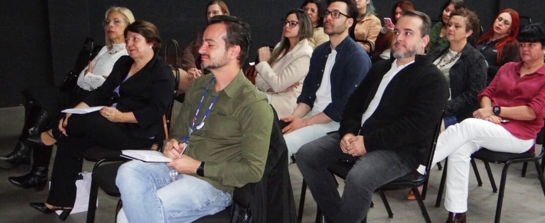 Lucas Leoncine e Renan de Angelo participam de audiência pública para revisão do Plano Diretor de Turismo de Americana