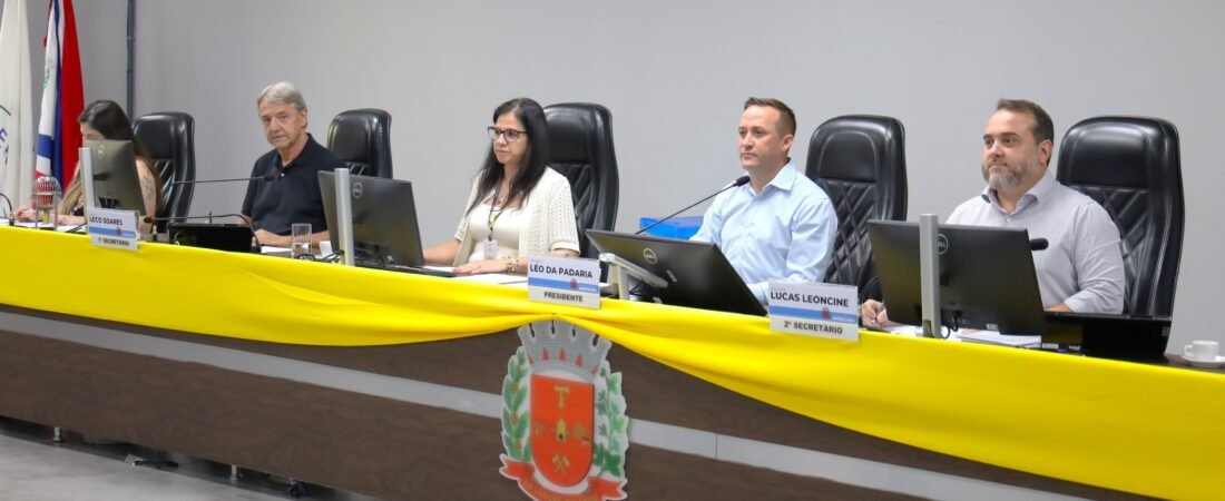 Vereadores aprovam 13 proposituras durante sessão ordinária desta terça-feira (29)